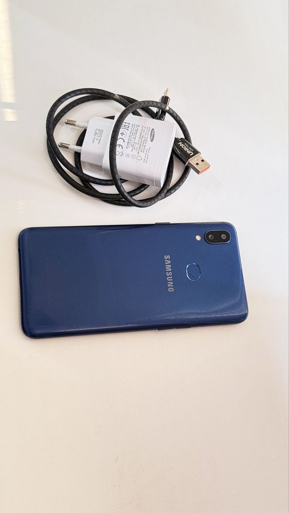Samsung A10s отличным сост