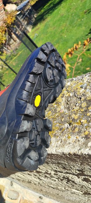 Високопланински туристически обувки Lowa 44