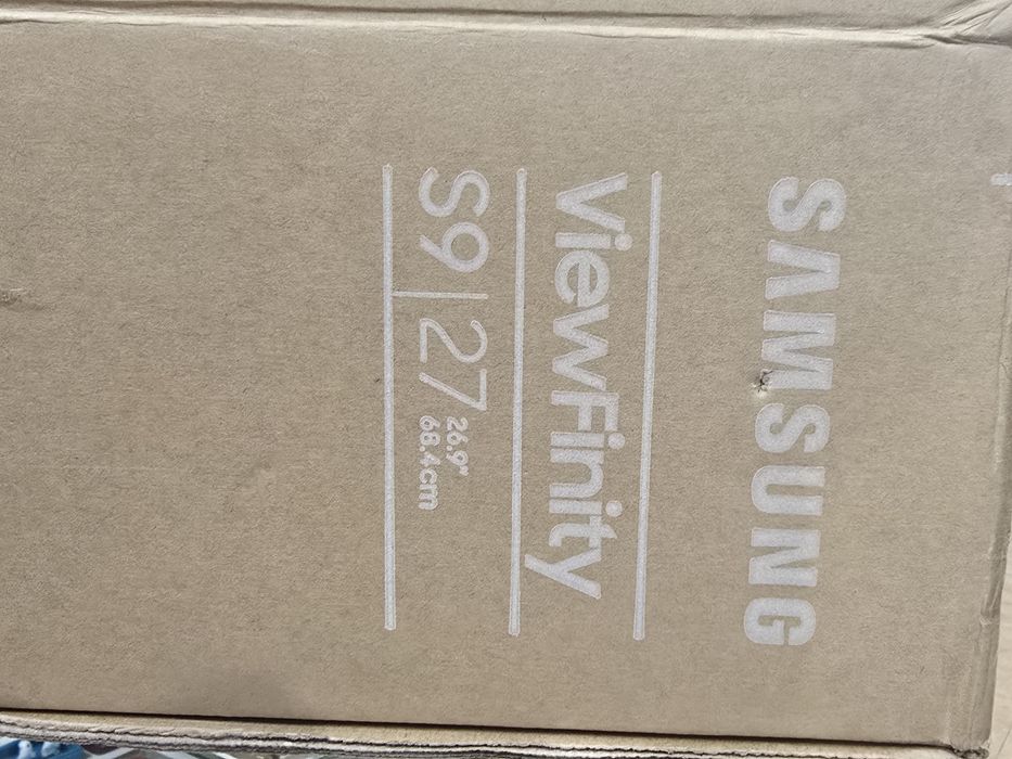 Samsung ViewFinity S9 – 27" (68.4 cm) – 5K IPS – Monitor Profesional