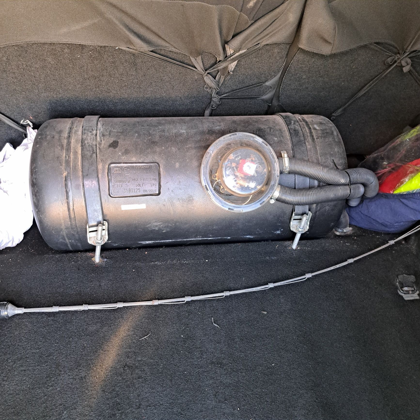 Дачия Логан 1.6 8V на части