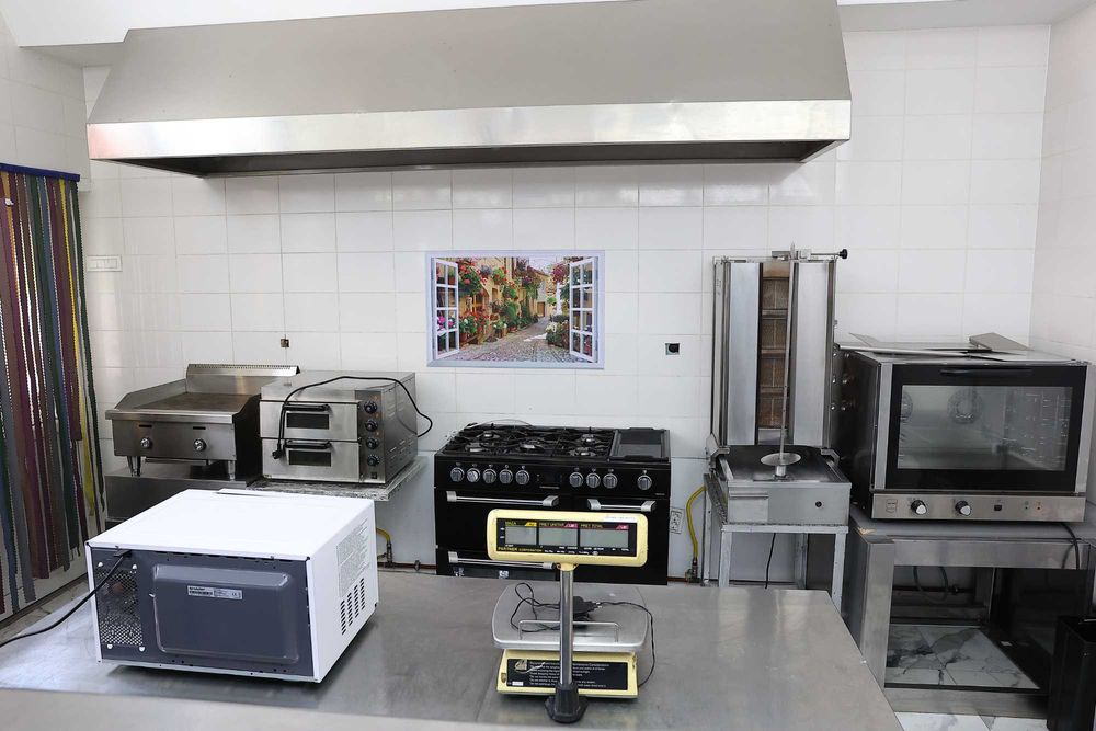 Afacere la cheie / Restaurant / Fast food / Patiserie / Racaciuni E85