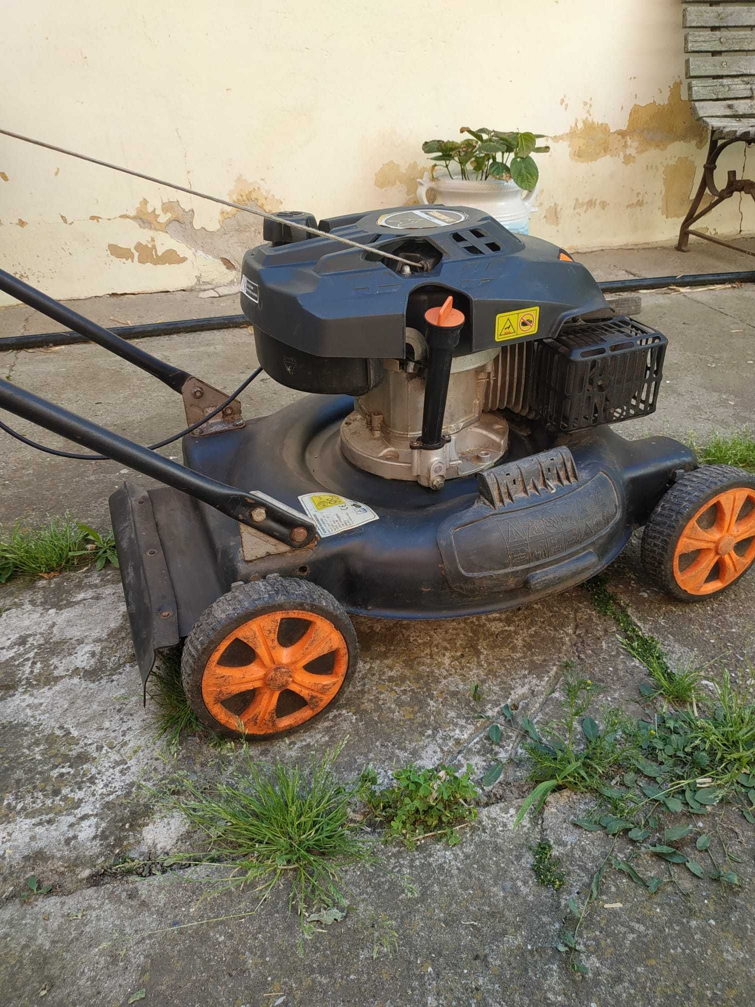 masina tuns gazon Fuxtec FX RM2060S