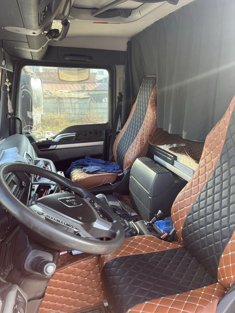 Camion cu macara Hiab 422 MAN TGS 400