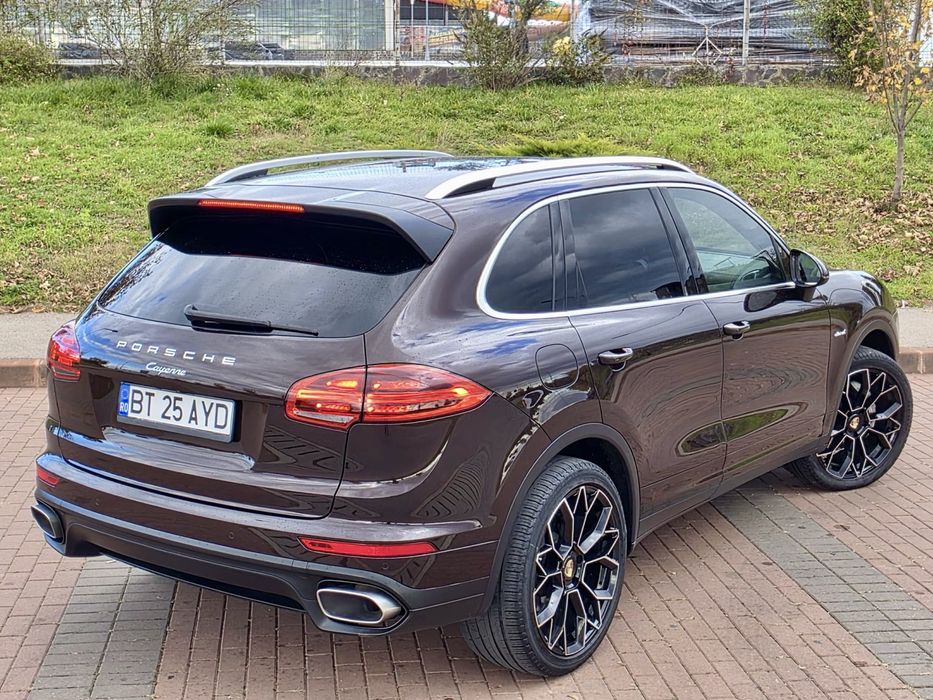 Porsche Cayenne Facelift 2015
