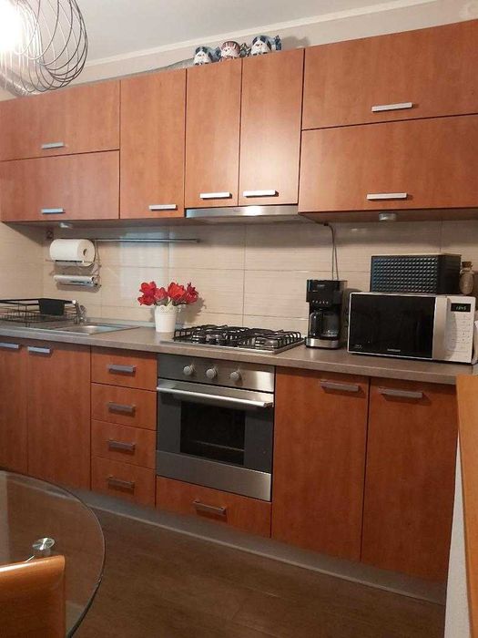 PROPRIETAR vand apartament 3 camere 4/4 sector 4
