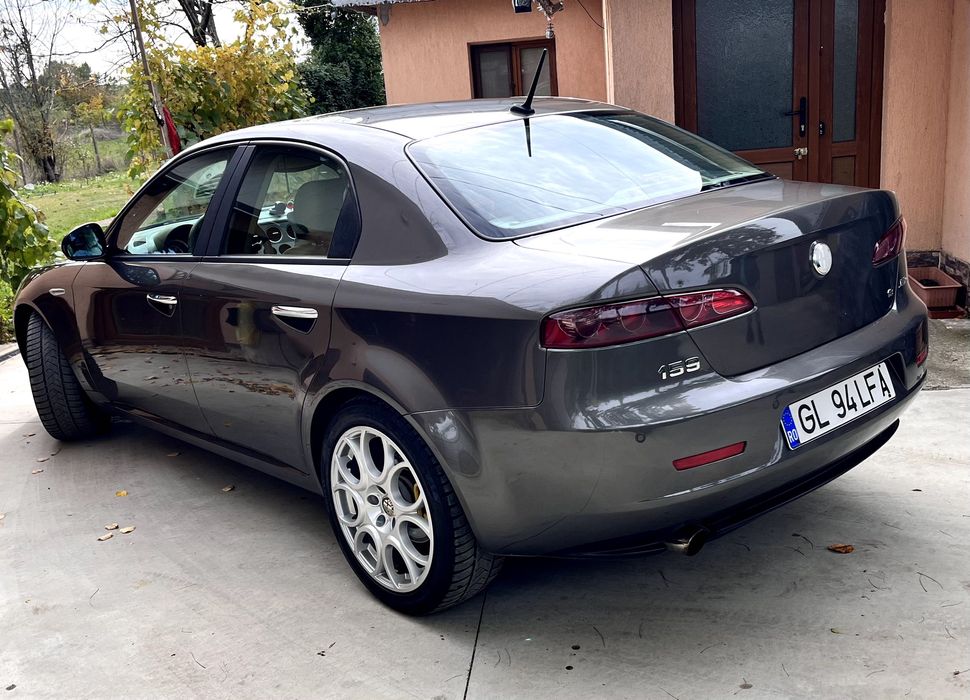 Vand Alfa Romeo 159 1.9 JTDm 150 cai automată