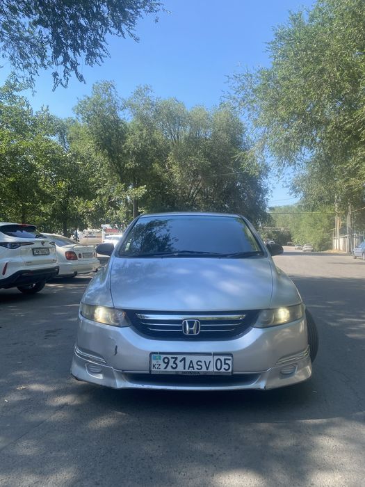 Проаю Хонда Одиссей 2004г