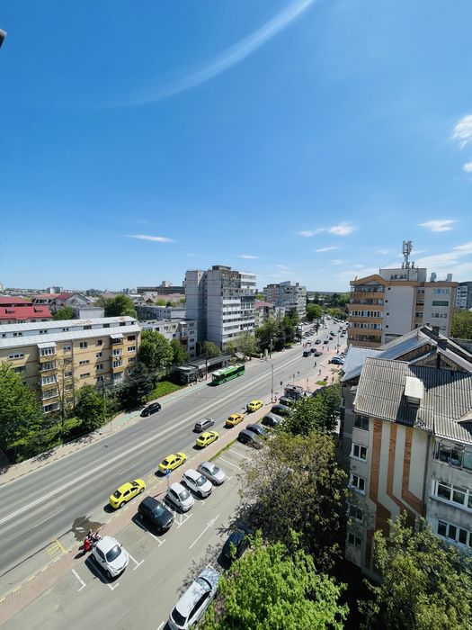 Vând Apartament cu 3 camere | 72mp | Obcini | Blocul cu BCR