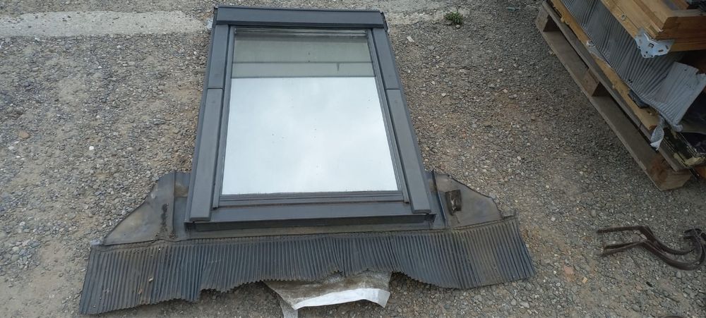 Fereastra de mansarda Velux