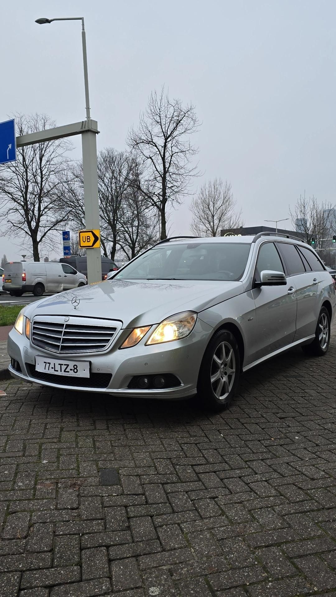 Mercedes Benz E 200cdi w212