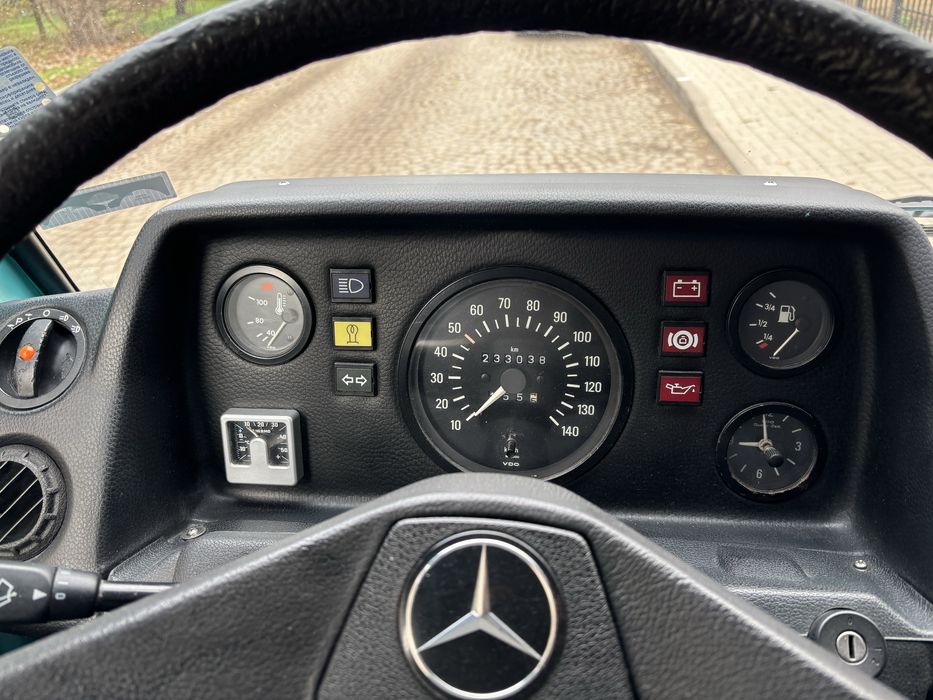 Мерцедес 207d  - кемпер