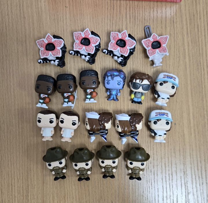 Очень странные дела kinder joy