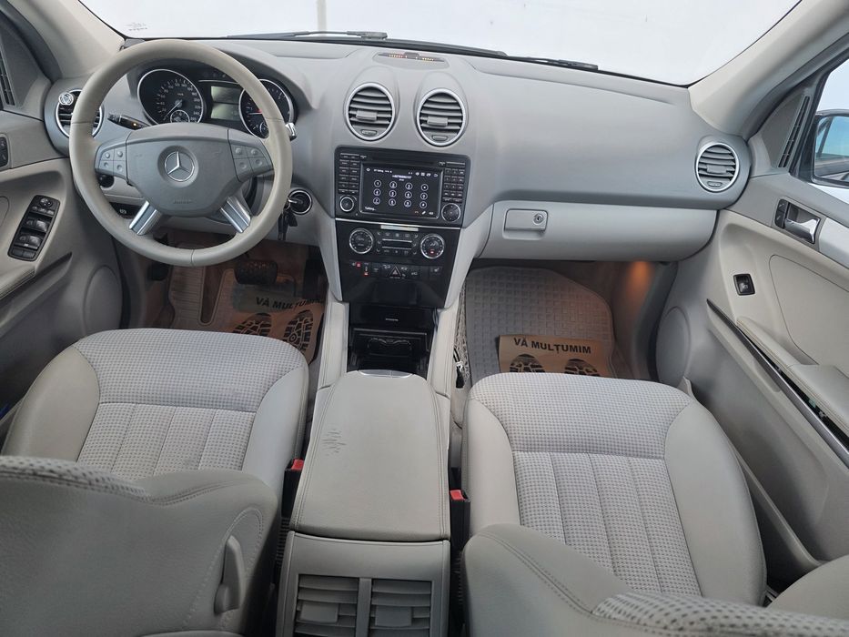 Mercedes-Benz ML320CDI 3.0d perne navi carlig AMG Import Olanda Top