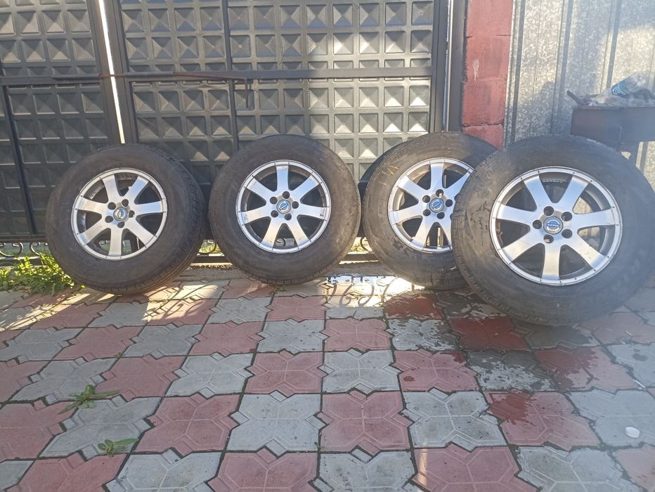 Комплект дисков с резиной R-16