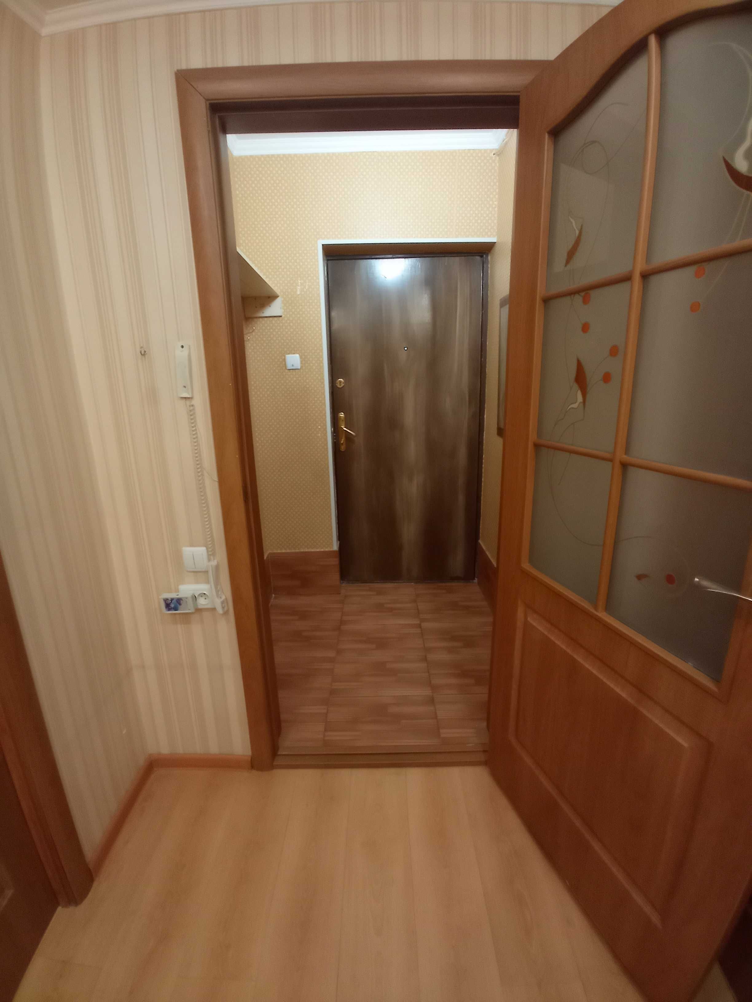 Продам 5-комнатную квартиру, 100 м², 5/9 этаж, Петрова 20