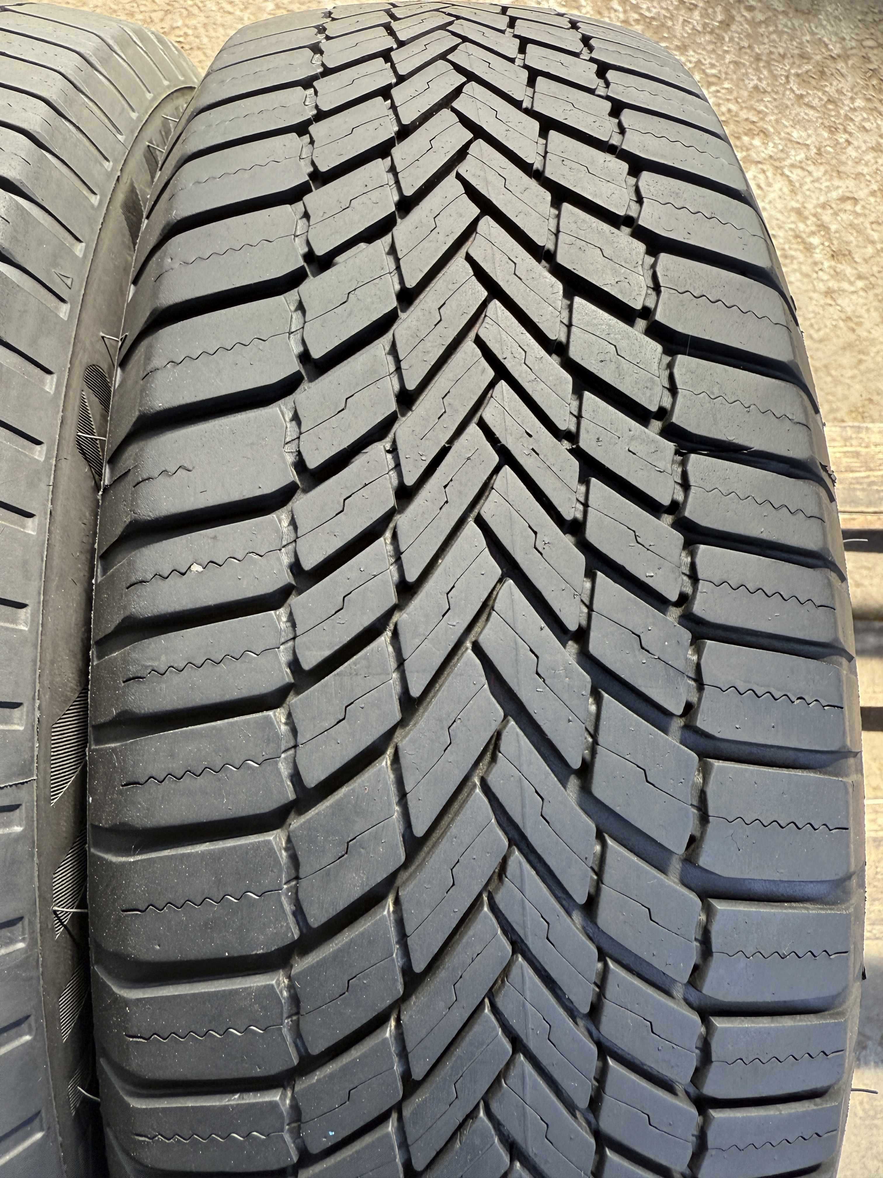 # 2x Anvelope All Season 185/65 R15 - Bridgestone Weather Control A005