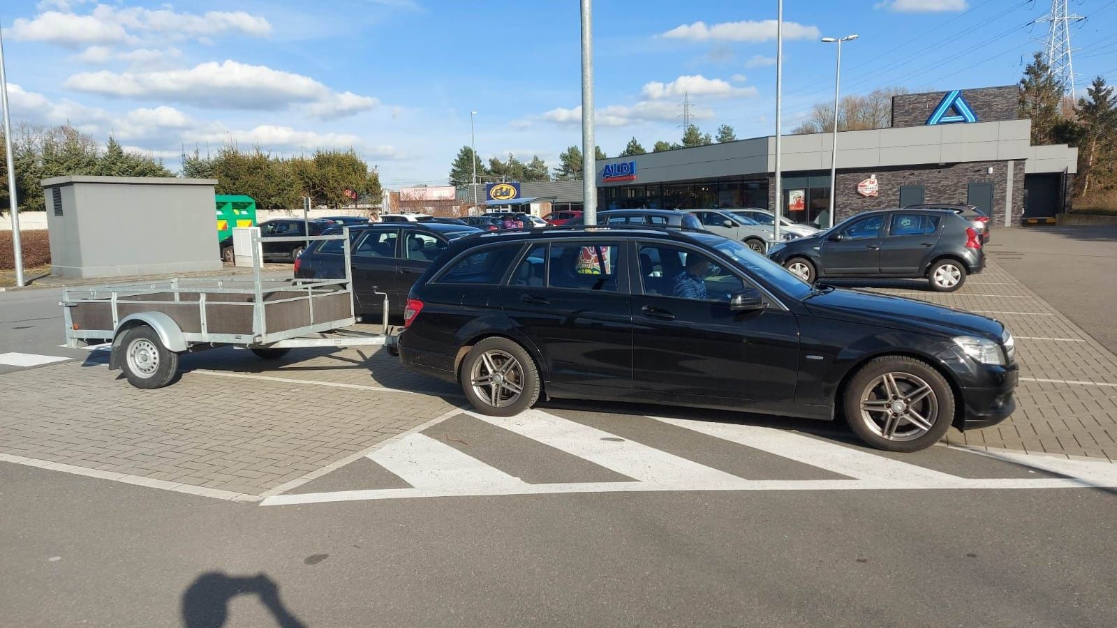 Mercedes-Benz C180 , Euro5 , Anul 2011 , 5000 euro negociabil