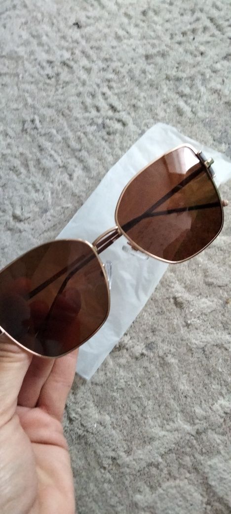 Солнечные очки новые