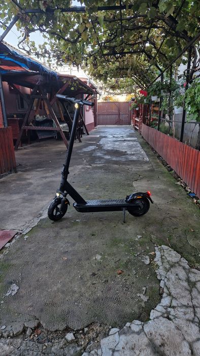 Trotinetă Electric BIZBIKE