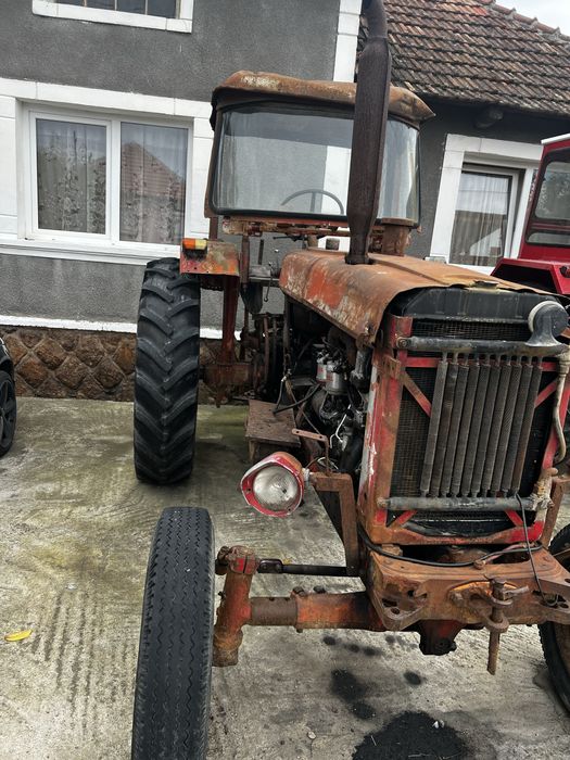 De vânzare Tractor 650