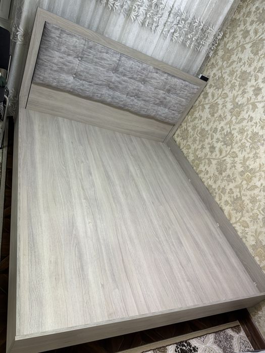 Продам. Двухспальная кровать