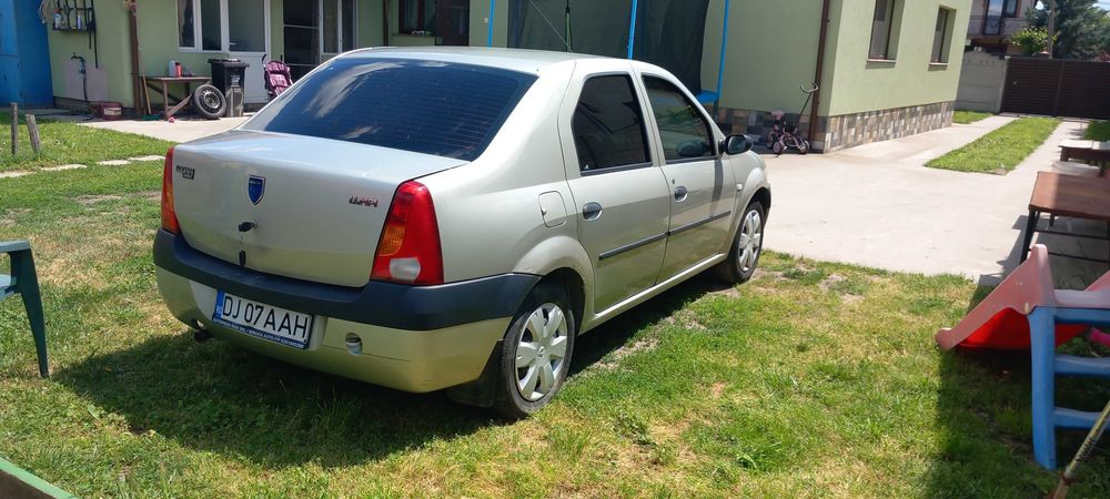 Vand Dacia logan