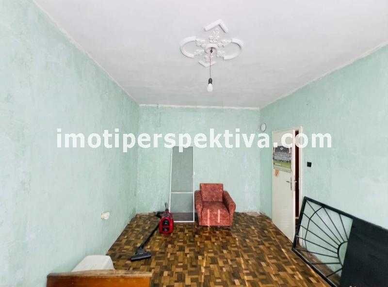реф.10580 Реална квадратура, среден етаж-МГ!