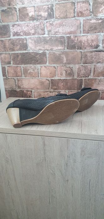 Pantofi de vanzare cu talpa ortopedica