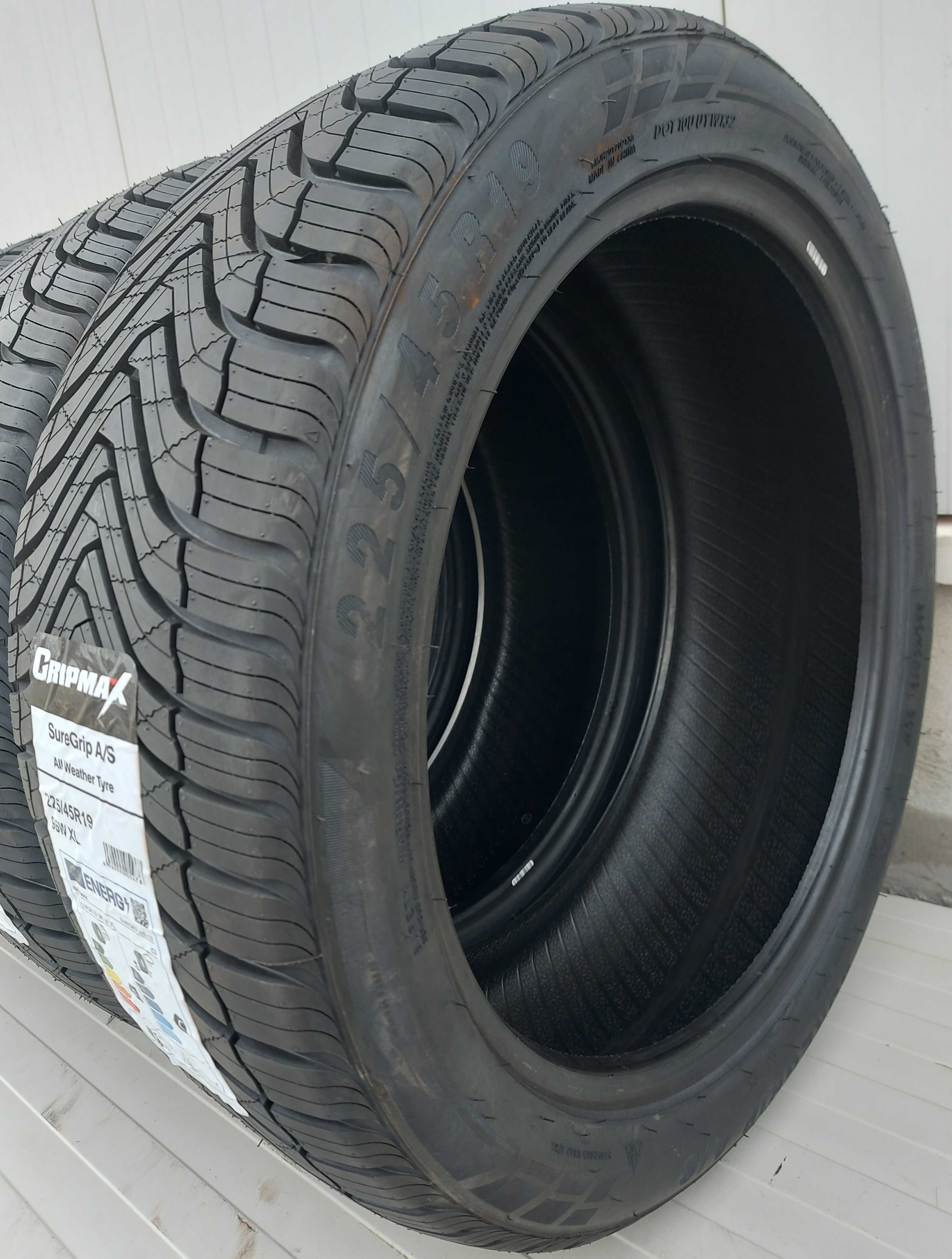 225/45 R19, 96W XL, GRIPMAX Suregrip A/S, Anvelope mixte M+S