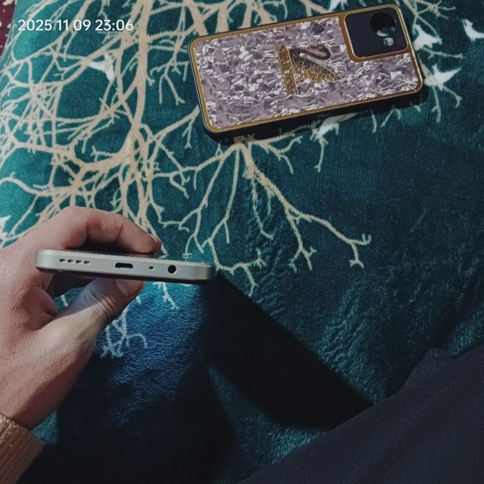 Telefon xolati yangi karopka dekiment bor