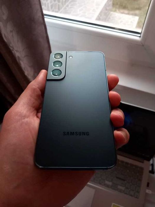 Samsung Galaxy S22 5G Dual SIM – 128GB. (Cititi cu atentie descrierea)