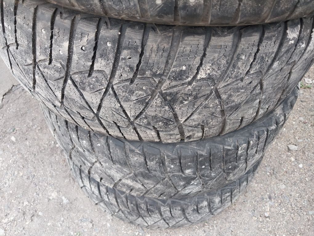 Шины поштучно на запаску Goodyear. 10 тысяч/1шт.