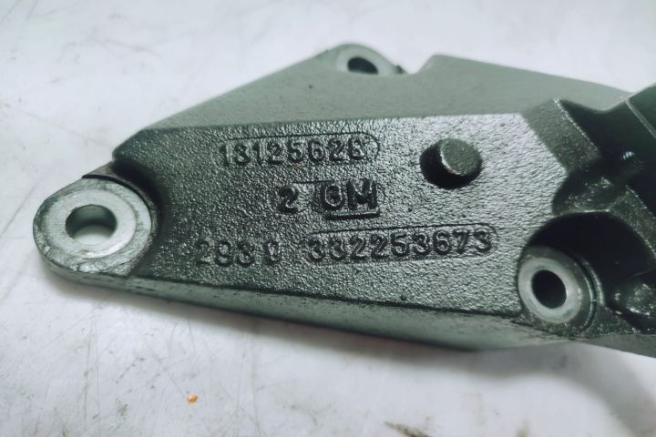 Suport cutie de viteze 1.7 cdti 13125628 Opel Astra H  [din 2004 pana  2007] seria