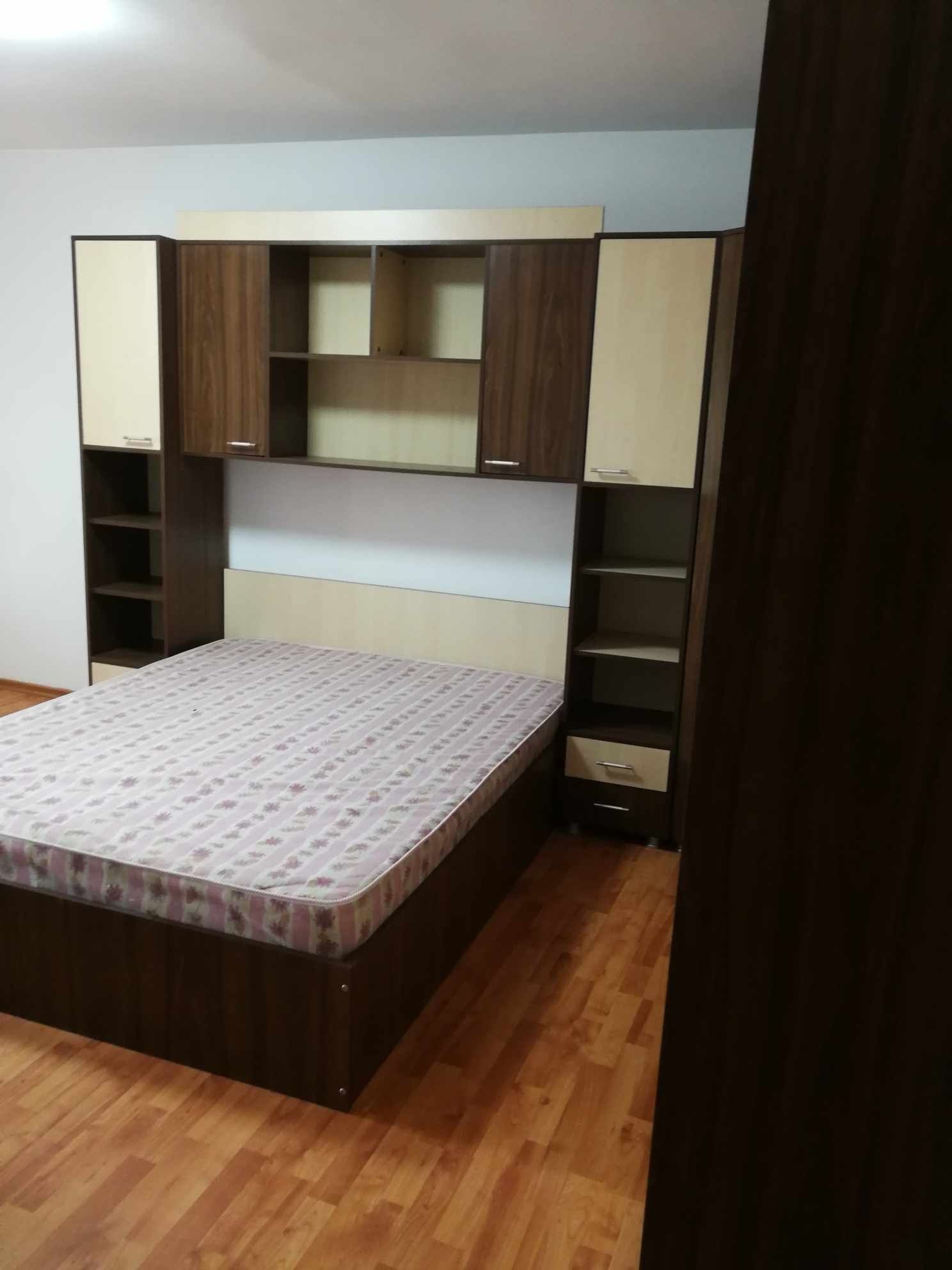 Inchiriez apartment 2 camere mobilat si utilat