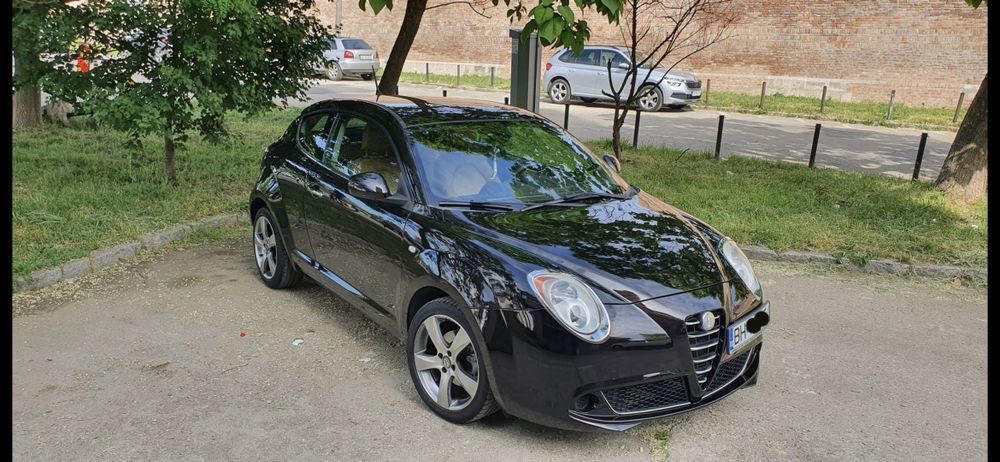 Vând Alfa Romeo Mito