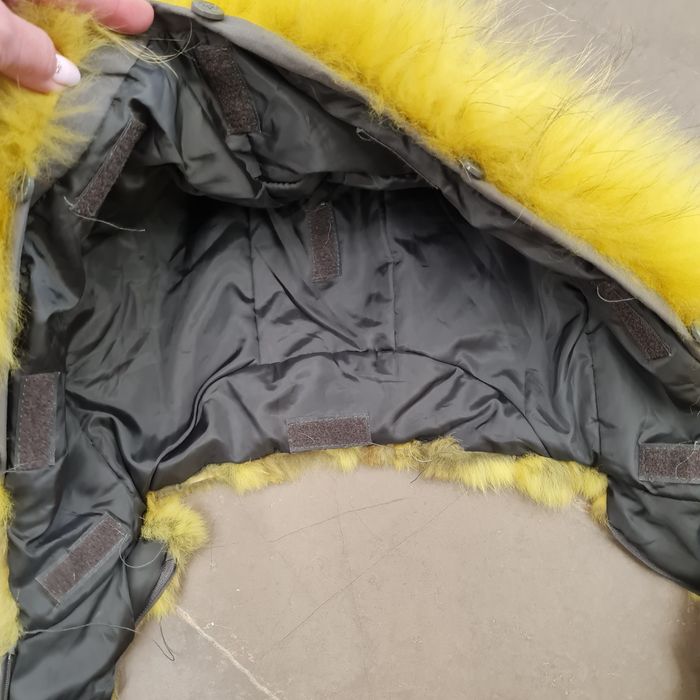 Уникална екстравагантна  качулка от естествена кожа/ косъм в жълт цвят