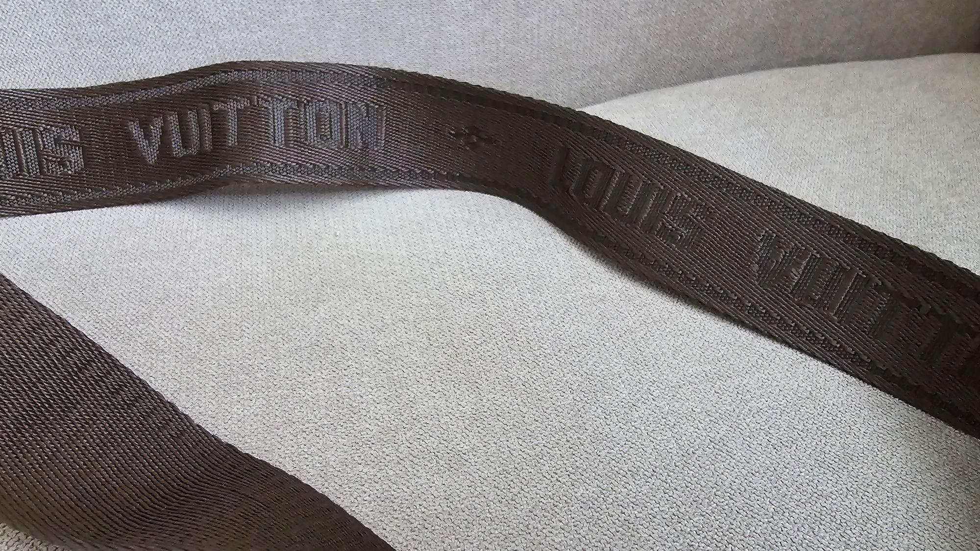Чанта Louis Vuitton avenue sling bag