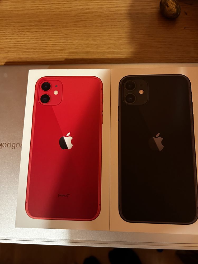 Cutii iPhone11 negru si rosu