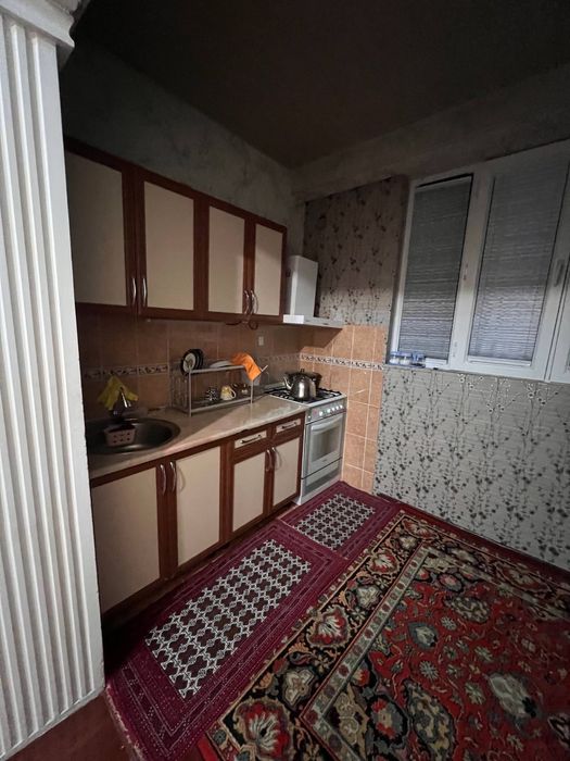 Слаедся квартира на аренду только для Студентов(Девушек)