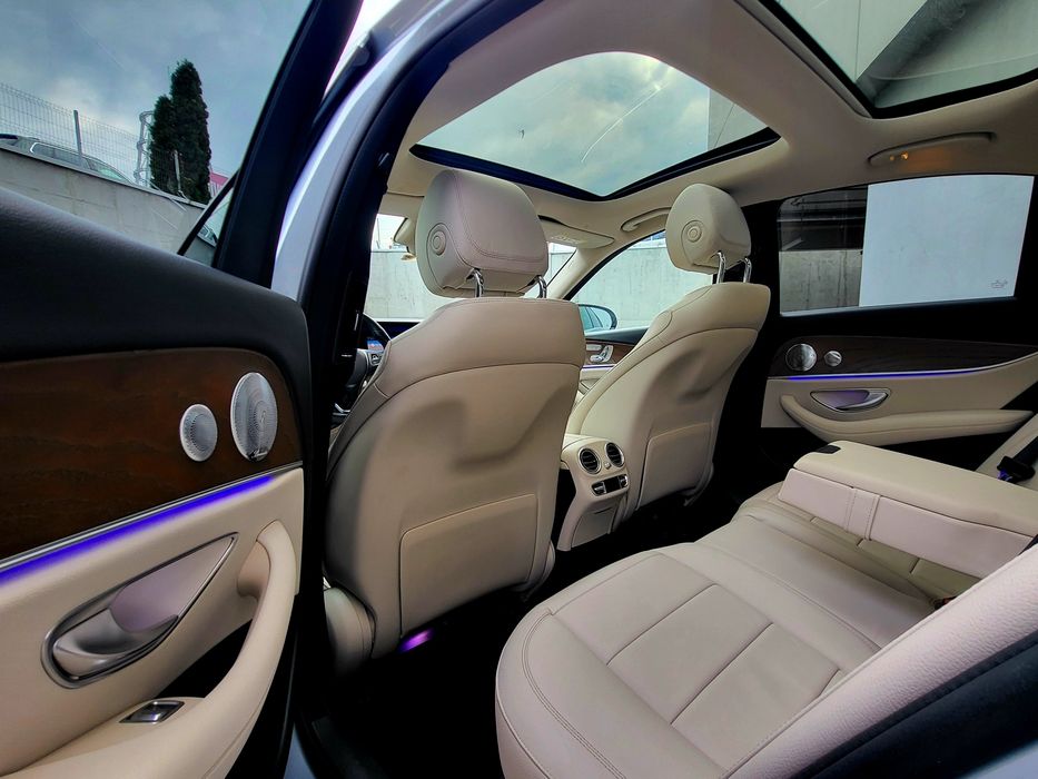 Mercedes E350d 4MATIC/140.000km/Panoramic/Distronic Plus/Soft Close