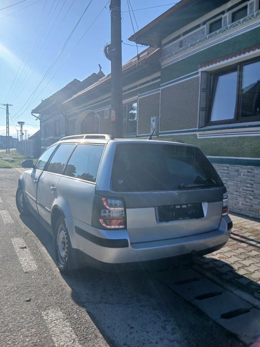Vând Volkswagen Passat 1.9 tdi