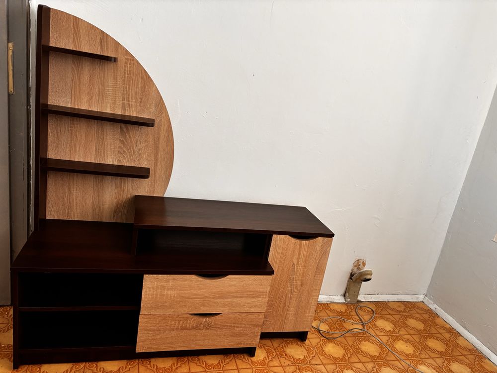 Стилна холна секция 120×127×43 см – отлично състояние!