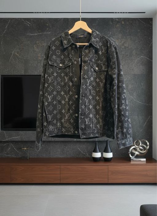 Мъжки якета/ветровки и елеци