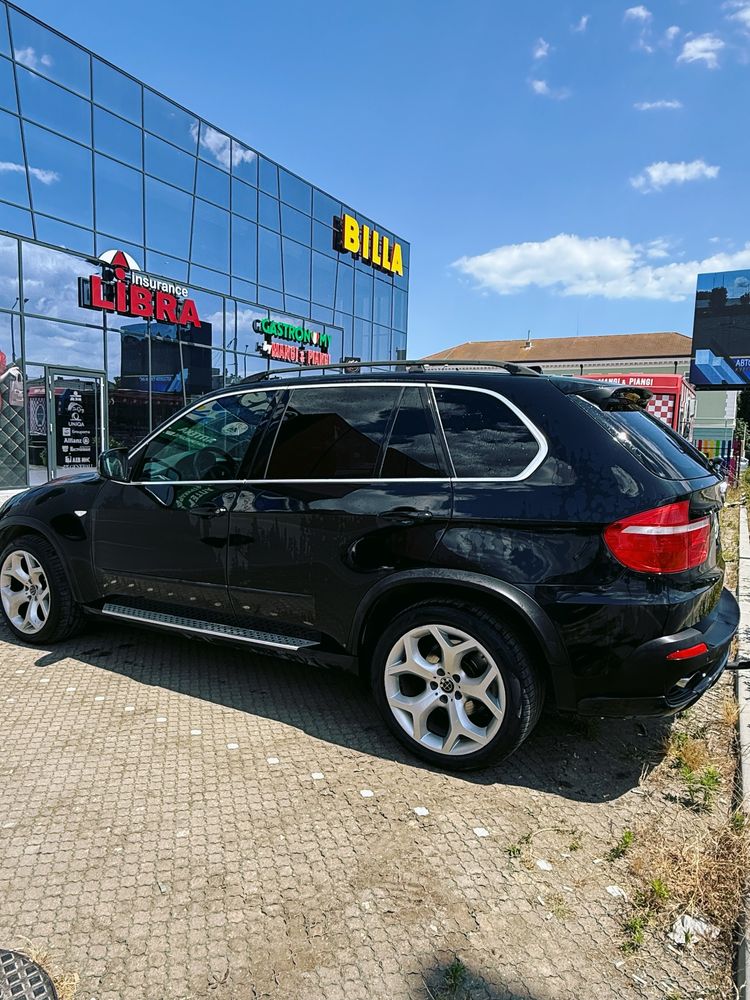 Джип BMW X5 3.0 SD Aero M