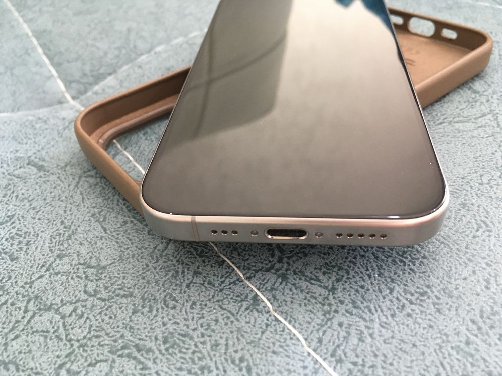 IPhone 15 pro 128gb full