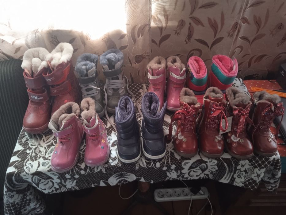 Срочно продам новые детская обувь