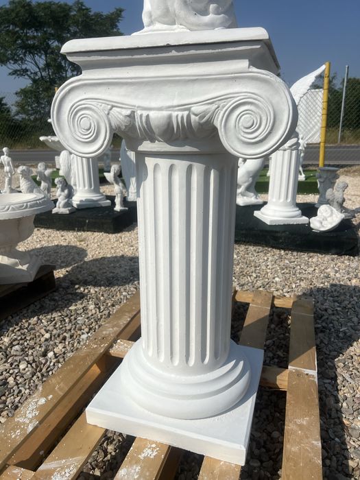 Градински Римски колони