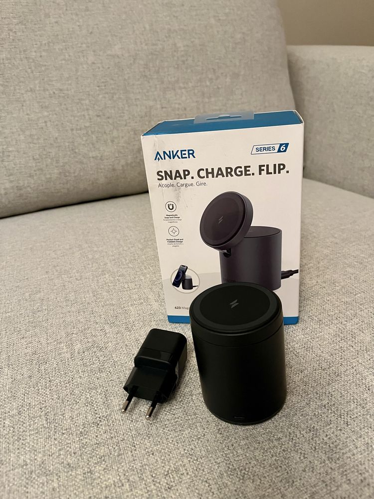 Безжично магнитно 2 в 1 зарядно Anker 623