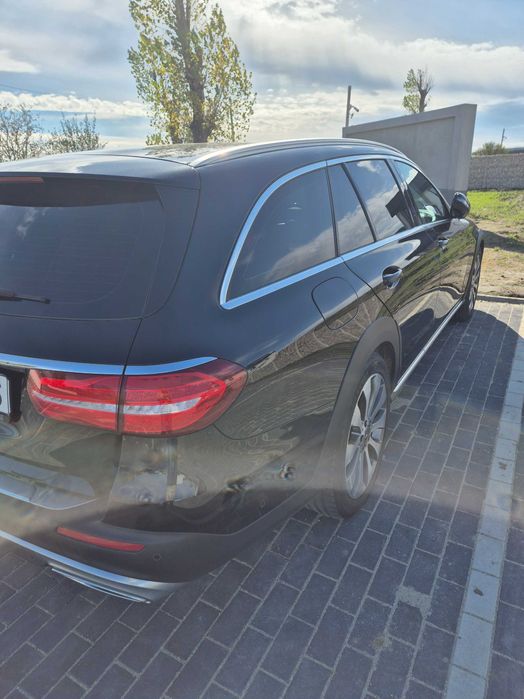 Mercedes E Allterain