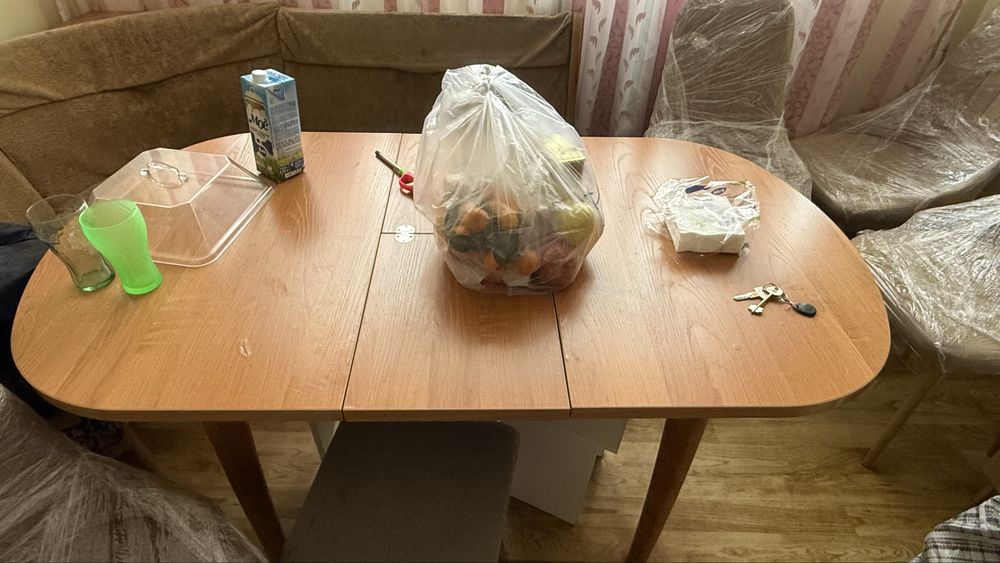 Мебель для дома кровать стол